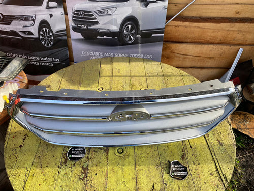 Máscara ford escape