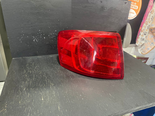Foco trasero volkswagen jetta
