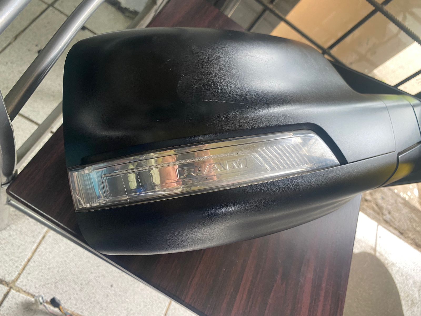 Espejo retrovisor dodge ram 1500